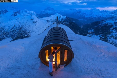 Сауна на высоте 2 800 метров в самом сердце Доломитовых Альп. (Фото Stefano Zardini | National Geographic Traveler Photo Contest)